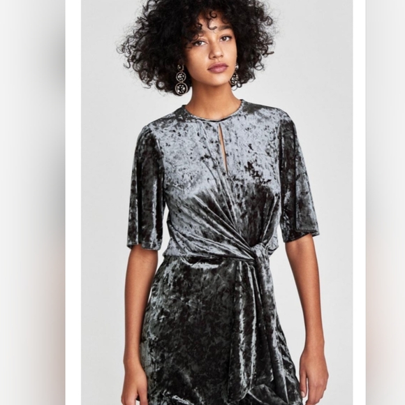 Zara Dresses & Skirts - Zara Women’s Green Gray Velvet Crushed Dress Key Hole Size Small